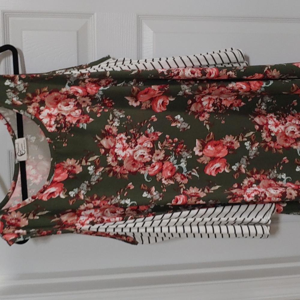 Christian Caliendo Tunic 2x